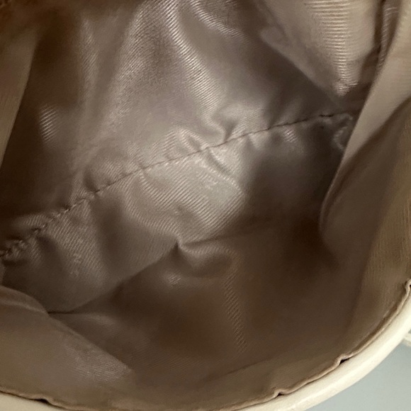 leather white Woven Shoulder Bag - Picture 9 of 11